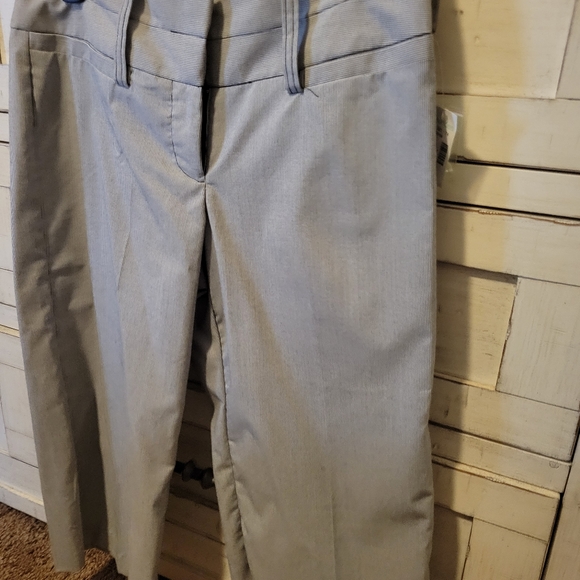 Maurice pants size 5/6, 3 pair for 40$ - Picture 5 of 16